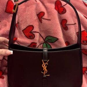 Yves Saint Laurent Black Leather Shoulder Bag